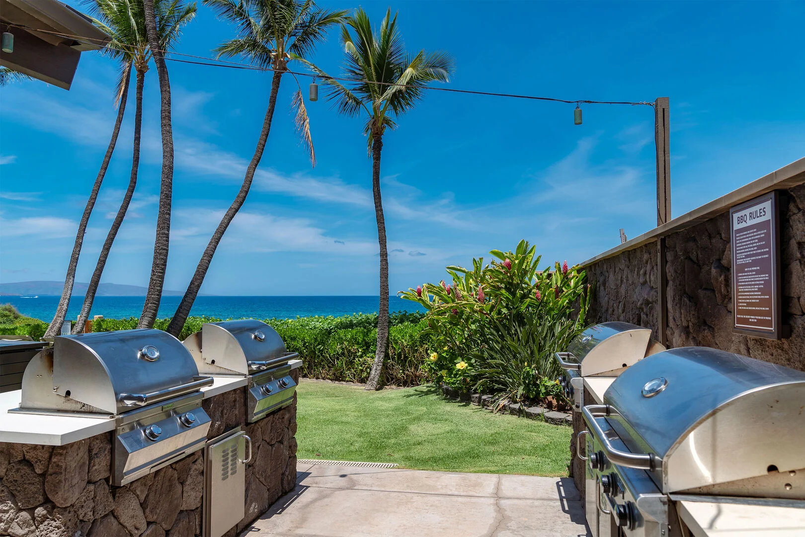 Oceanfront BBQ grills with Pacific Ocean views